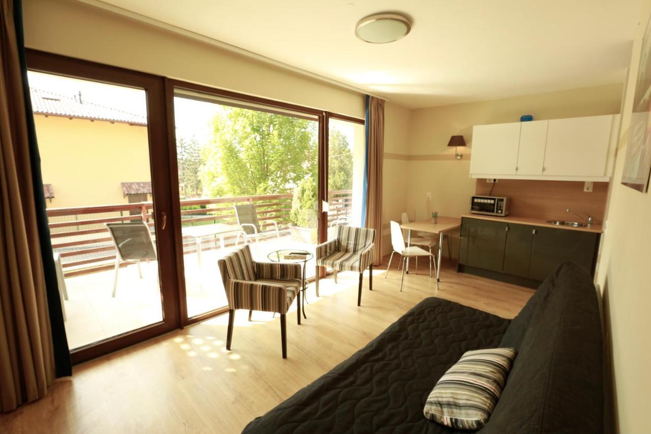 Fuerjes Villa Apartmanhaz Balatonfured Exterior photo